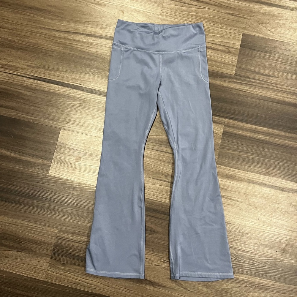 Women’s Under Armor Blue Bottoms